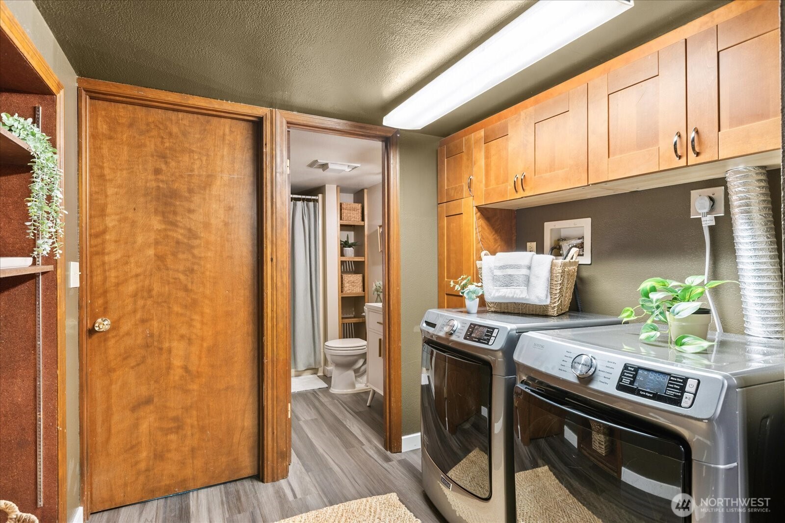 2513 Cleveland Avenue Everett, WA 98201 - Photo 27 of 38