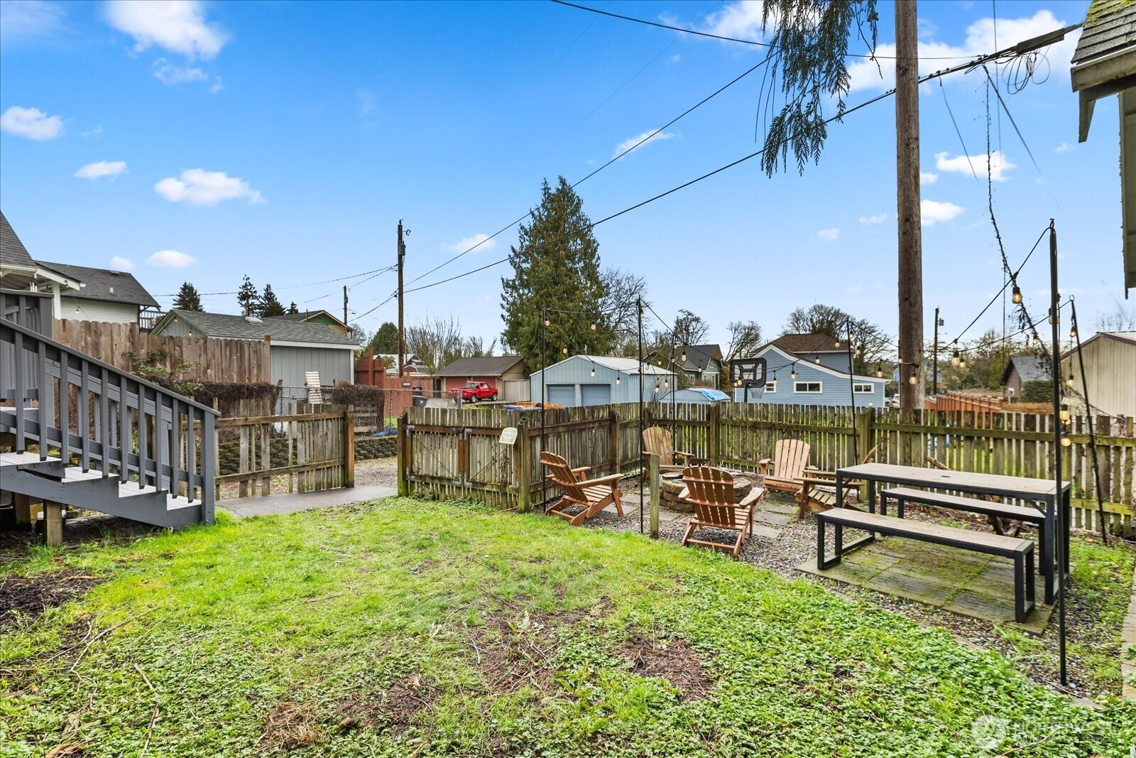 2513 Cleveland Avenue Everett, WA 98201 - Photo 31 of 38