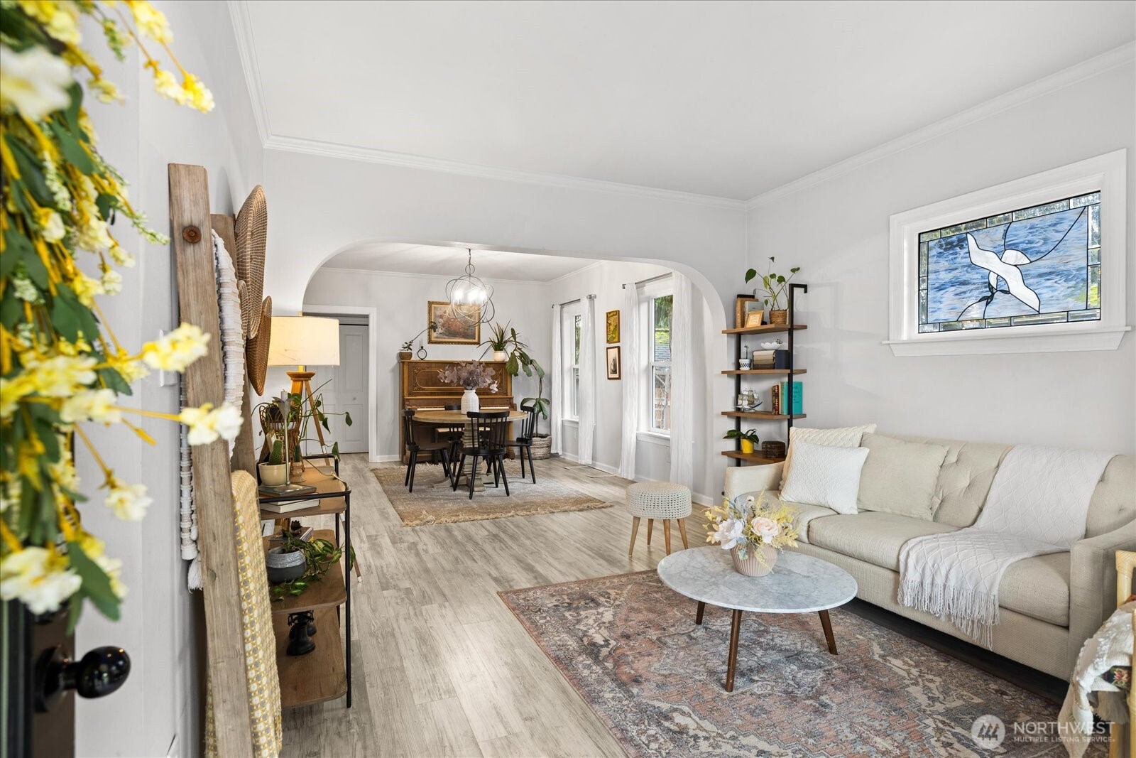 2513 Cleveland Avenue Everett, WA 98201 - Photo 4 of 38