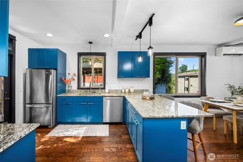 $840,000 | 316 West Barrett Street, Unit B, Seattle, WA 98119