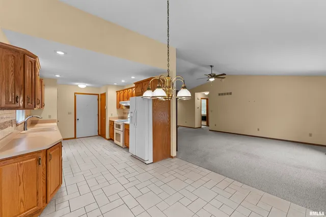 a view of a storage & utility room