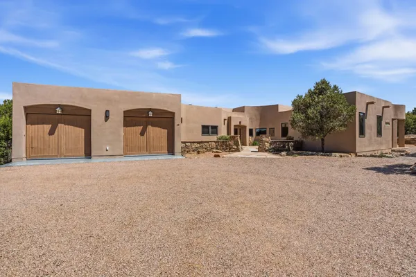 $1,250,000 | 48 Sundance Drive, Santa Fe, NM 87506