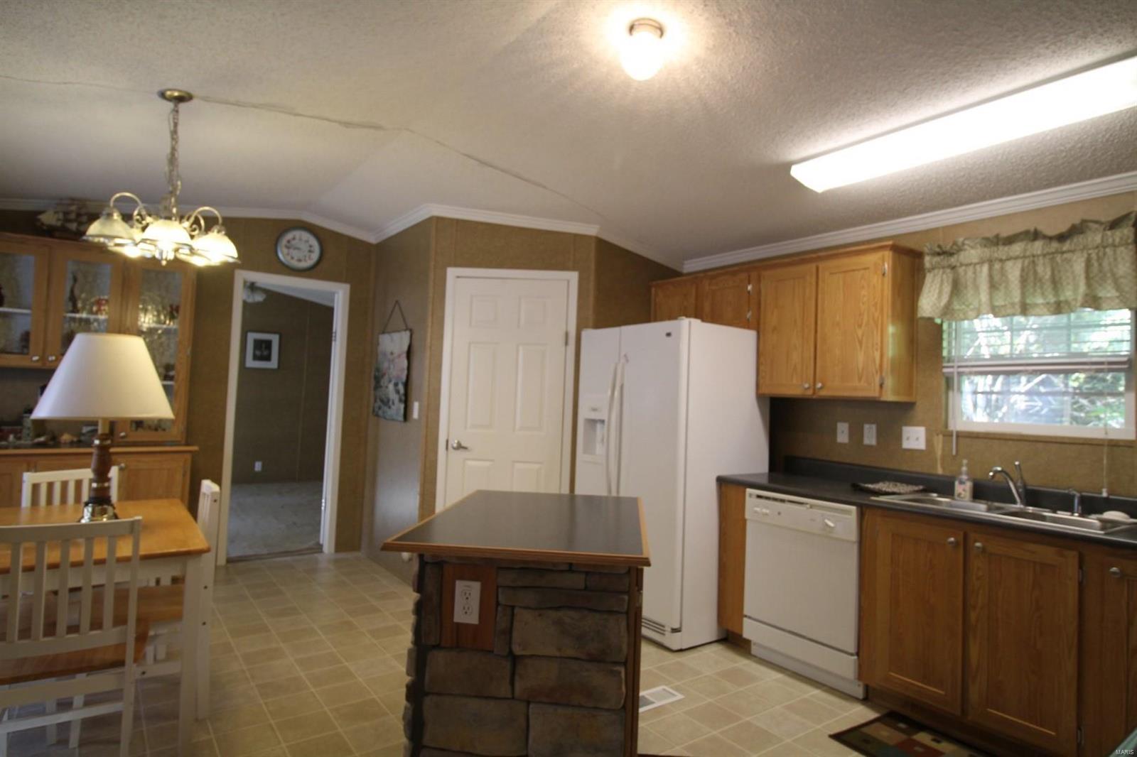 16 Redbird Road Ava, IL 62907 - Photo 12 of 29