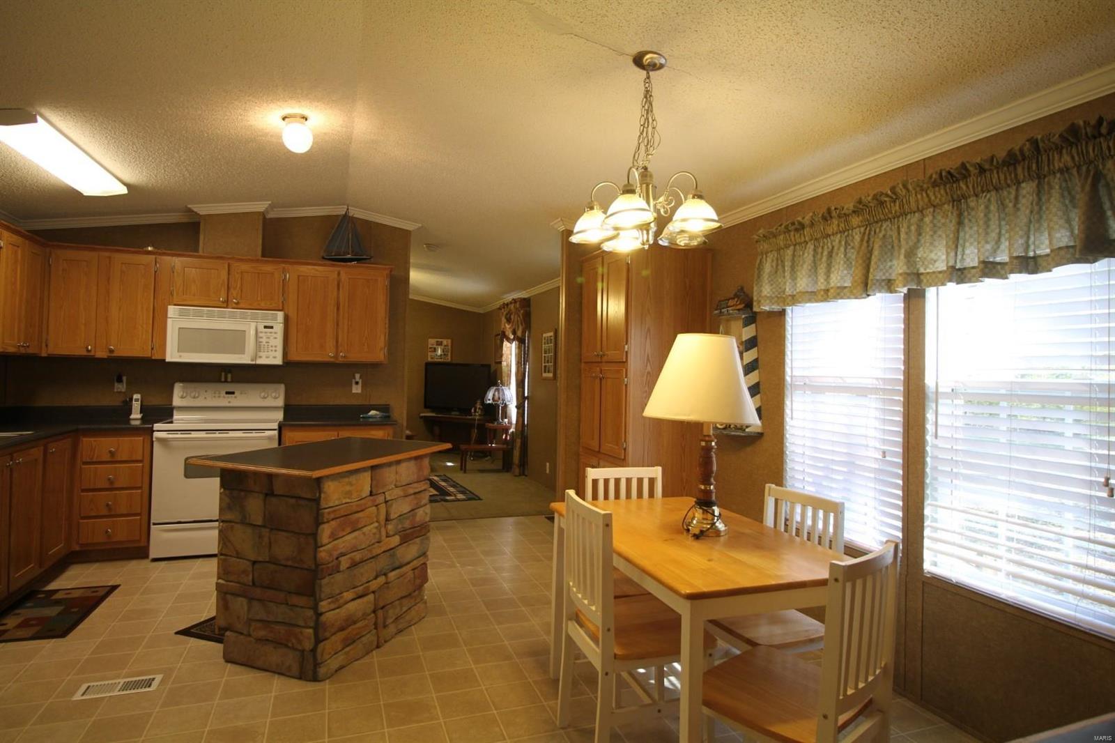 16 Redbird Road Ava, IL 62907 - Photo 13 of 29