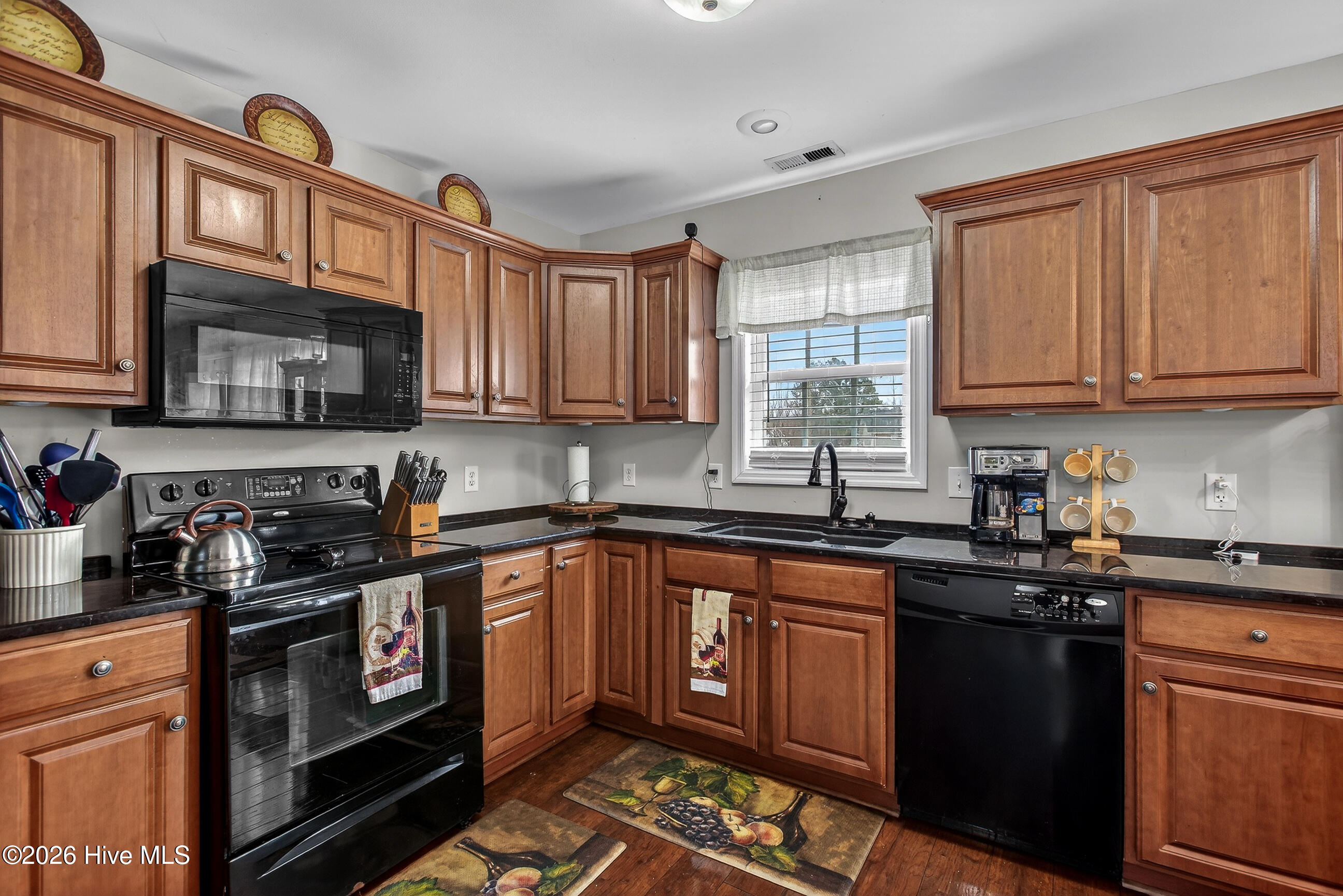 107 Brookhaven Drive Richlands, NC 28574 - Photo 11 of 34 11