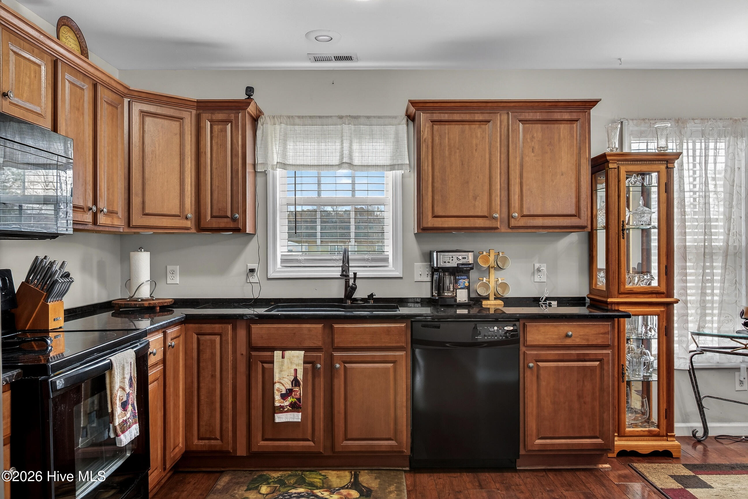 107 Brookhaven Drive Richlands, NC 28574 - Photo 12 of 34 12