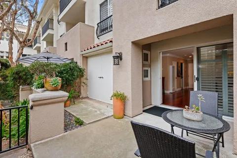 $729,000 | 222 Por La Mar Circle, Santa Barbara, CA 93103