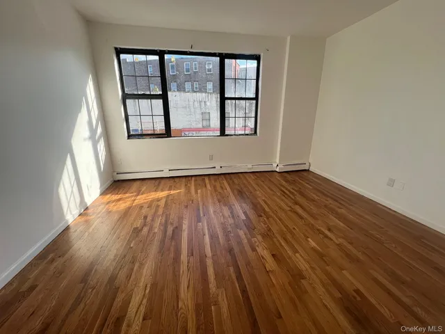 $2,800 | 97 Elm Street, Unit 1E, Yonkers, NY 10701