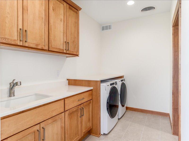 2359 Sydney Lane Hudson, WI 54016 - Photo 11 of 16