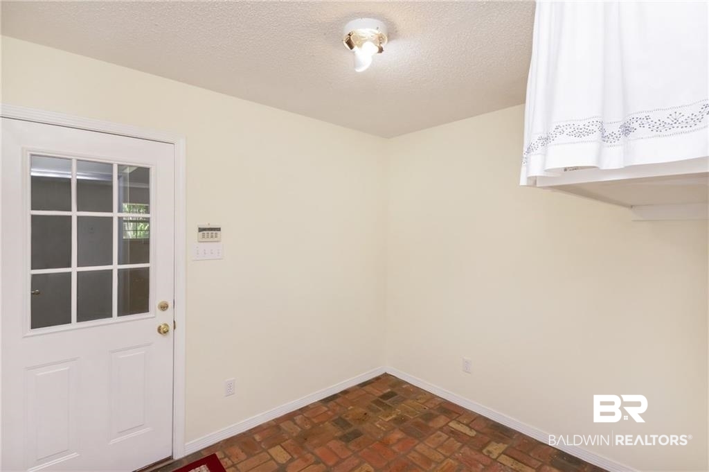 408 Lakeview Drive West Mobile, AL 36695 - Photo 20 of 43