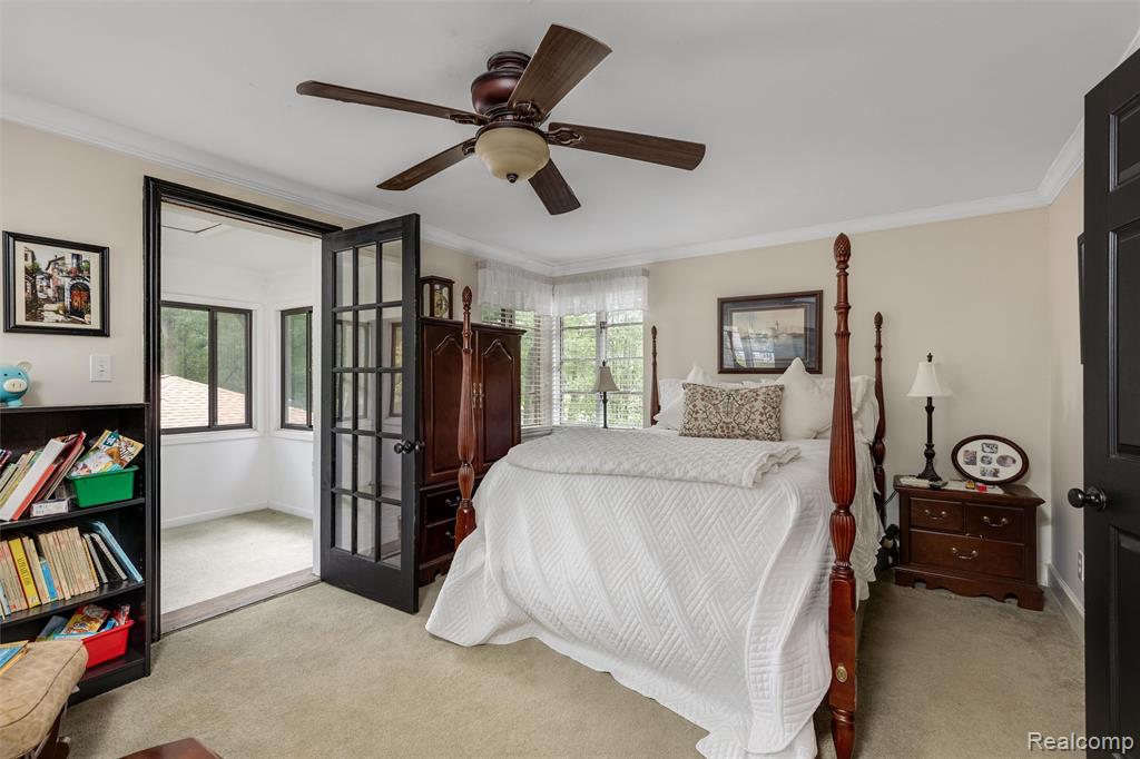 21071 Thorofare Road Grosse Ile, MI 48138 - Photo 15 of 23