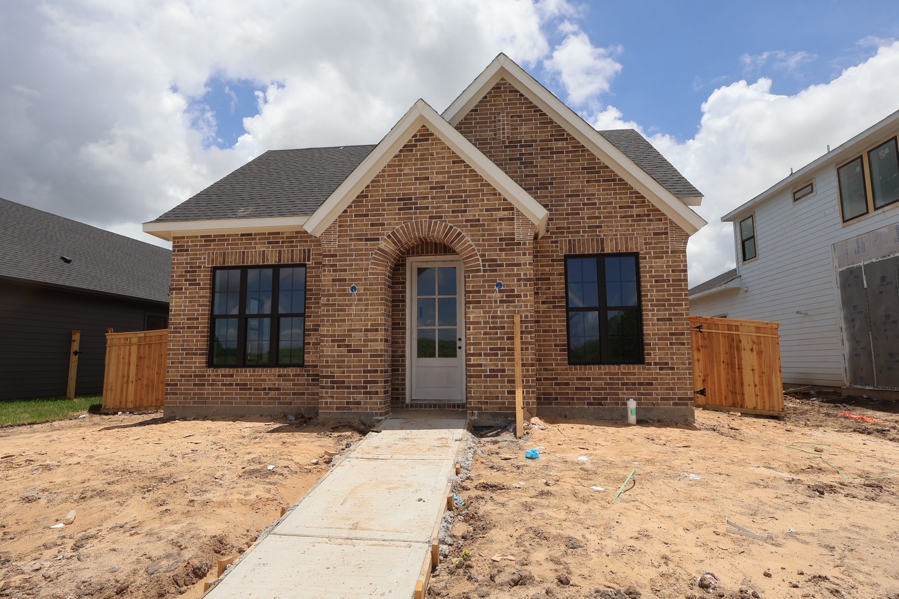 2710 Cottage Pk Drive Rosharon, TX 77583 - Photo 2 of 16 Welcome to The Belville by David Weekley Homes. **HOME ESTIMATED TO BE COMPLETE JULY 2026**