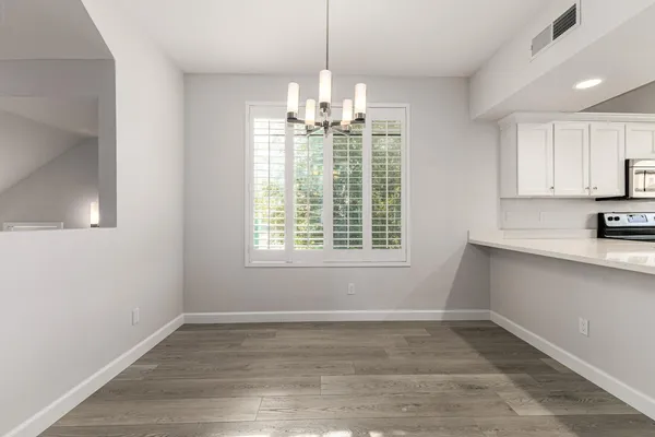 $2,295 | 2315 North 52nd Street, Unit 110, Phoenix, AZ 85008
