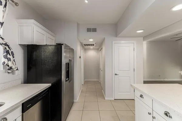 $2,295 | 2315 North 52nd Street, Unit 110, Phoenix, AZ 85008