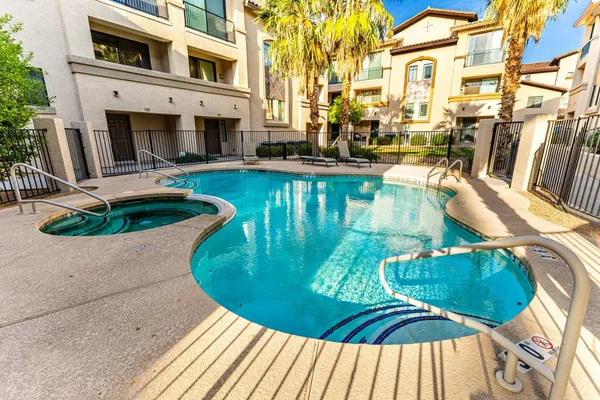 $2,295 | 2315 North 52nd Street, Unit 110, Phoenix, AZ 85008