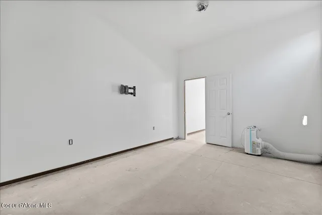 $650,000 | 7948 North Darlena Loop, Coeur D'Alene, ID 83815