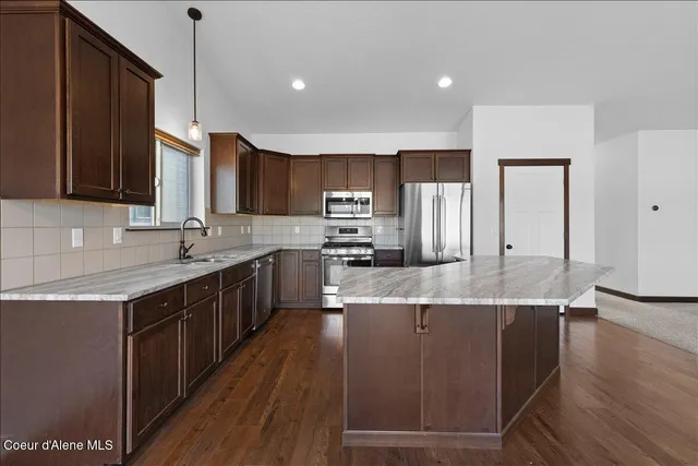 $650,000 | 7948 North Darlena Loop, Coeur D'Alene, ID 83815