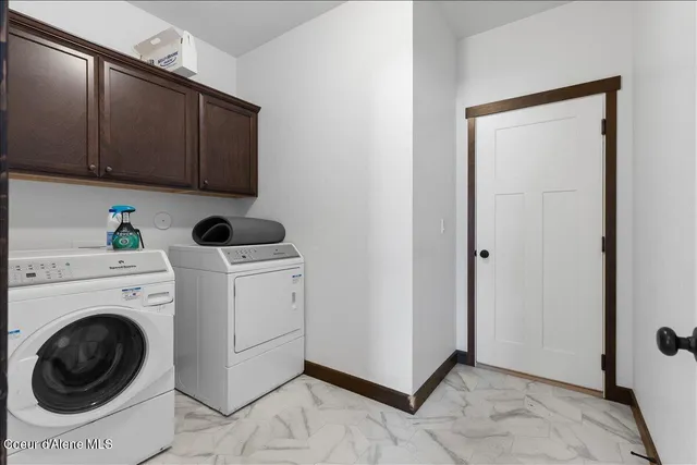 $650,000 | 7948 North Darlena Loop, Coeur D'Alene, ID 83815