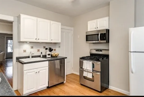 $3,600 | 16 Bedford Street, Unit 16, Lexington, MA 02420