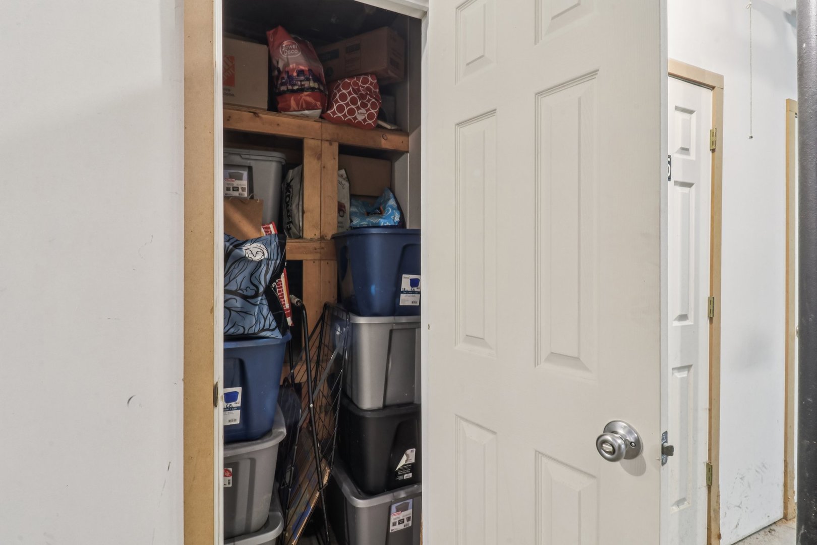 5621 North Spaulding Avenue, Unit 3S Chicago, IL 60659 - Photo 23 of 28 a view of storage