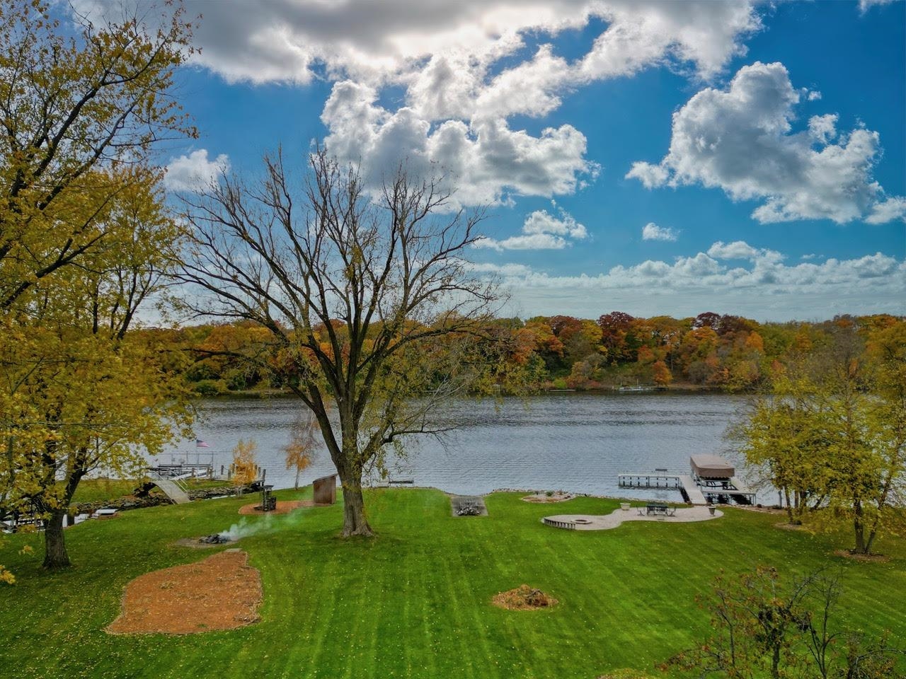 2230 South Riverside Drive Beloit, WI 53511 - Photo 4 of 10