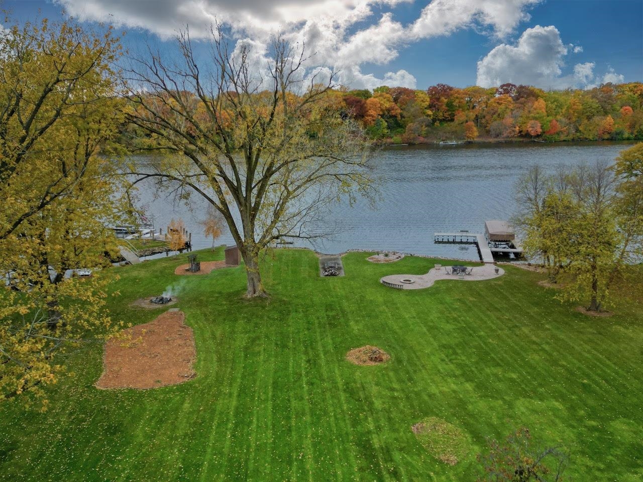 2230 South Riverside Drive Beloit, WI 53511 - Photo 5 of 10