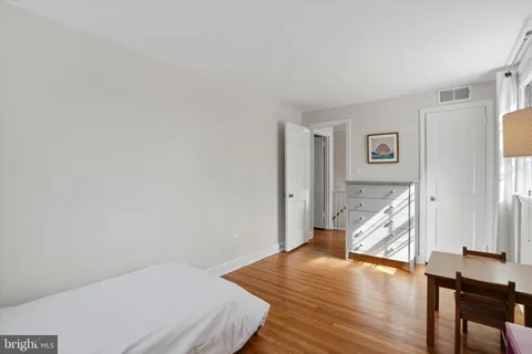 $549,900 | 514 Kingston Road, Oreland, PA 19075