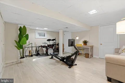 $549,900 | 514 Kingston Road, Oreland, PA 19075