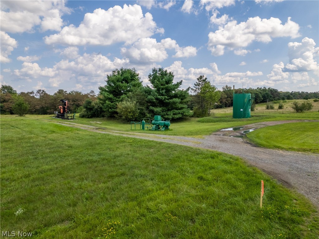 Hardy Ridge Road Northwest Dundee, OH 44624 - Photo 4 of 23 Gallery Image 4