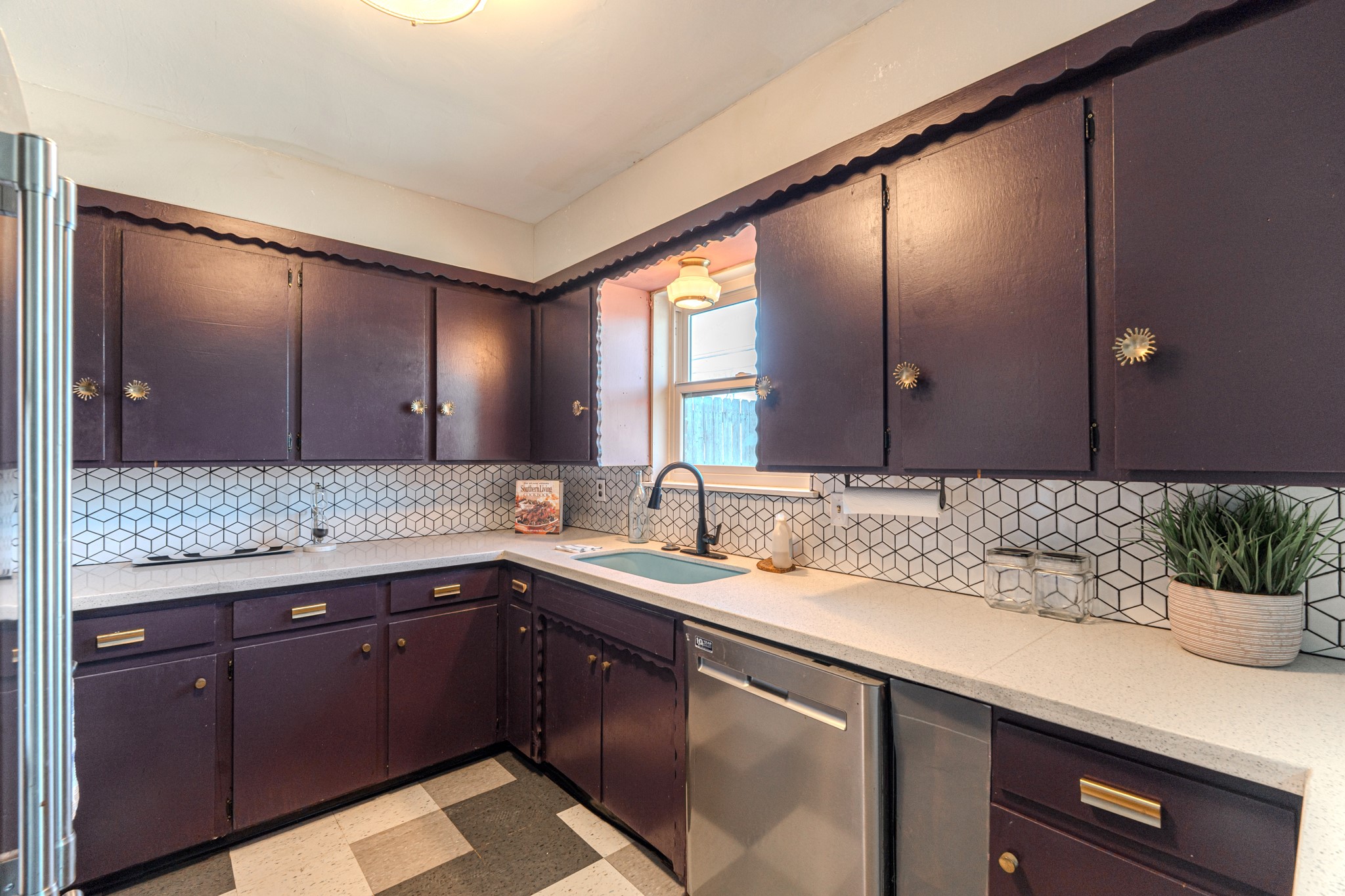 156 West Whitney Street Houston, TX 77018 - Photo 11 of 25