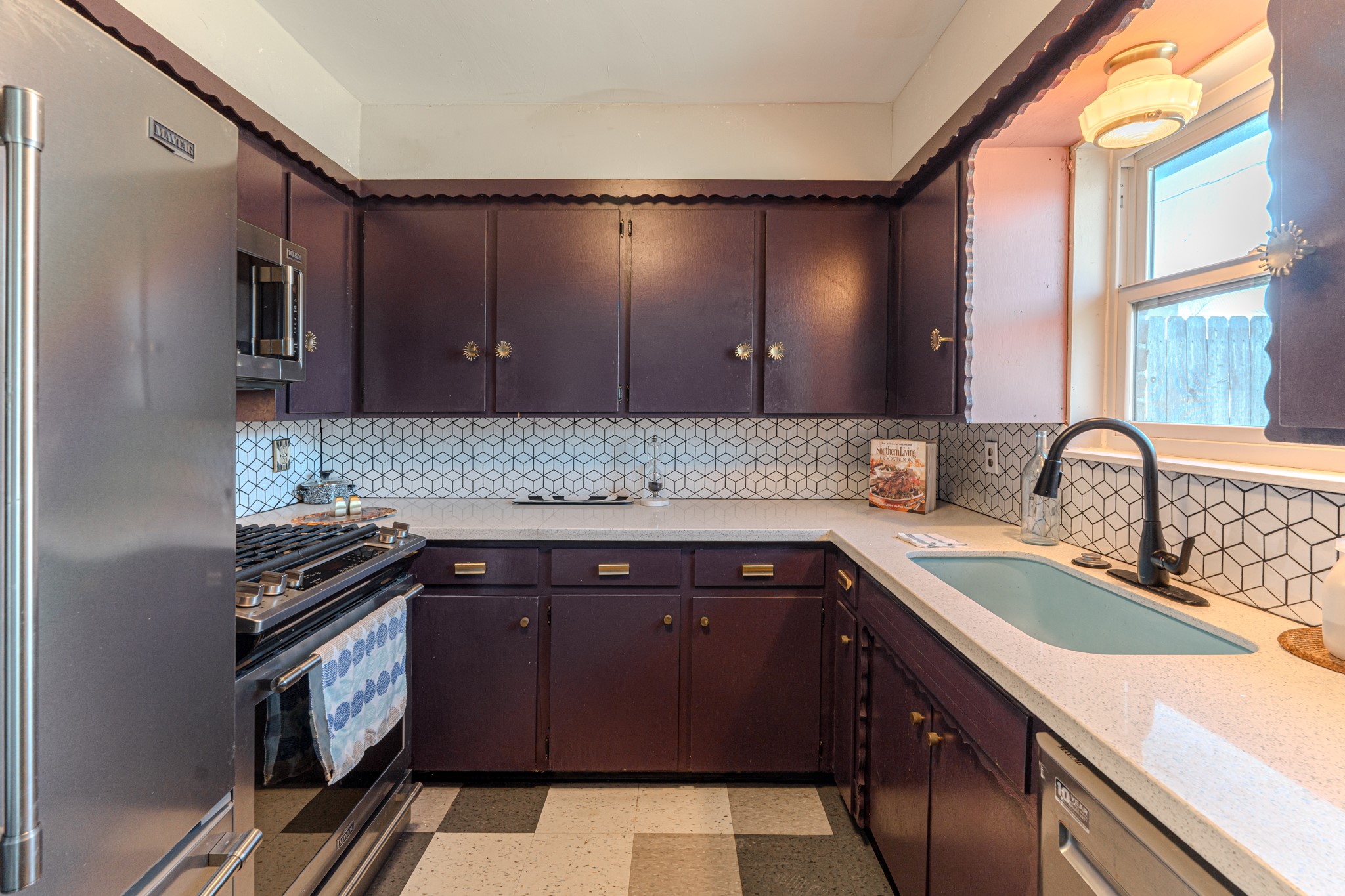 156 West Whitney Street Houston, TX 77018 - Photo 12 of 25