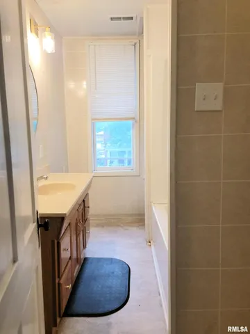 $135,000 | 1100 Payson Avenue, Quincy, IL 62301