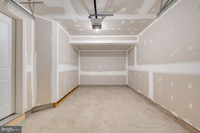 $2,050 | 115 Tuxford Road, Falling Waters, WV 25419