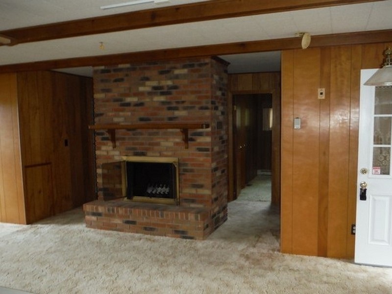 3268 Lakeshore Road Deckerville, MI 48427 - Photo 18 of 24 Gallery Image 18