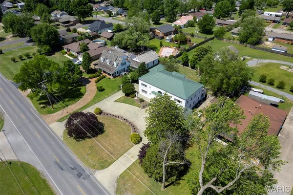 $325,000 | 910 State Hwy U, Caruthersville, MO 63830