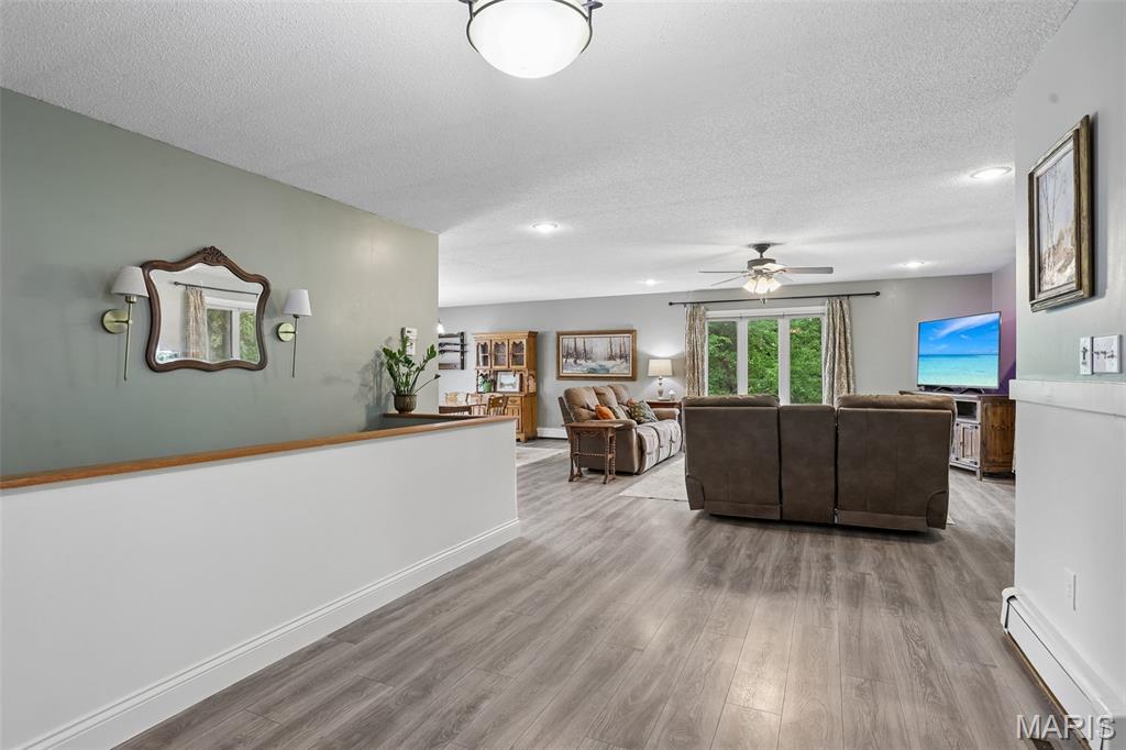 16016 Rugby Trail Litchfield, IL 62056 - Photo 6 of 48