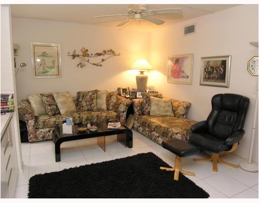 7446 Bondsberry Court Boca Raton, FL 33434 - Photo 12 of 16 Additional Photo