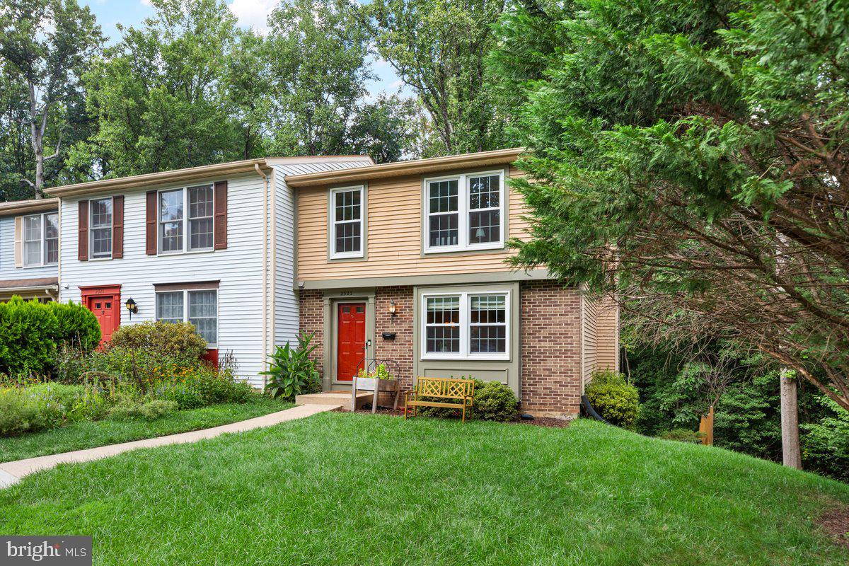 2323 Middle Creek Lane Reston, VA 20191 - Photo 33 of 40 Gallery Image 33