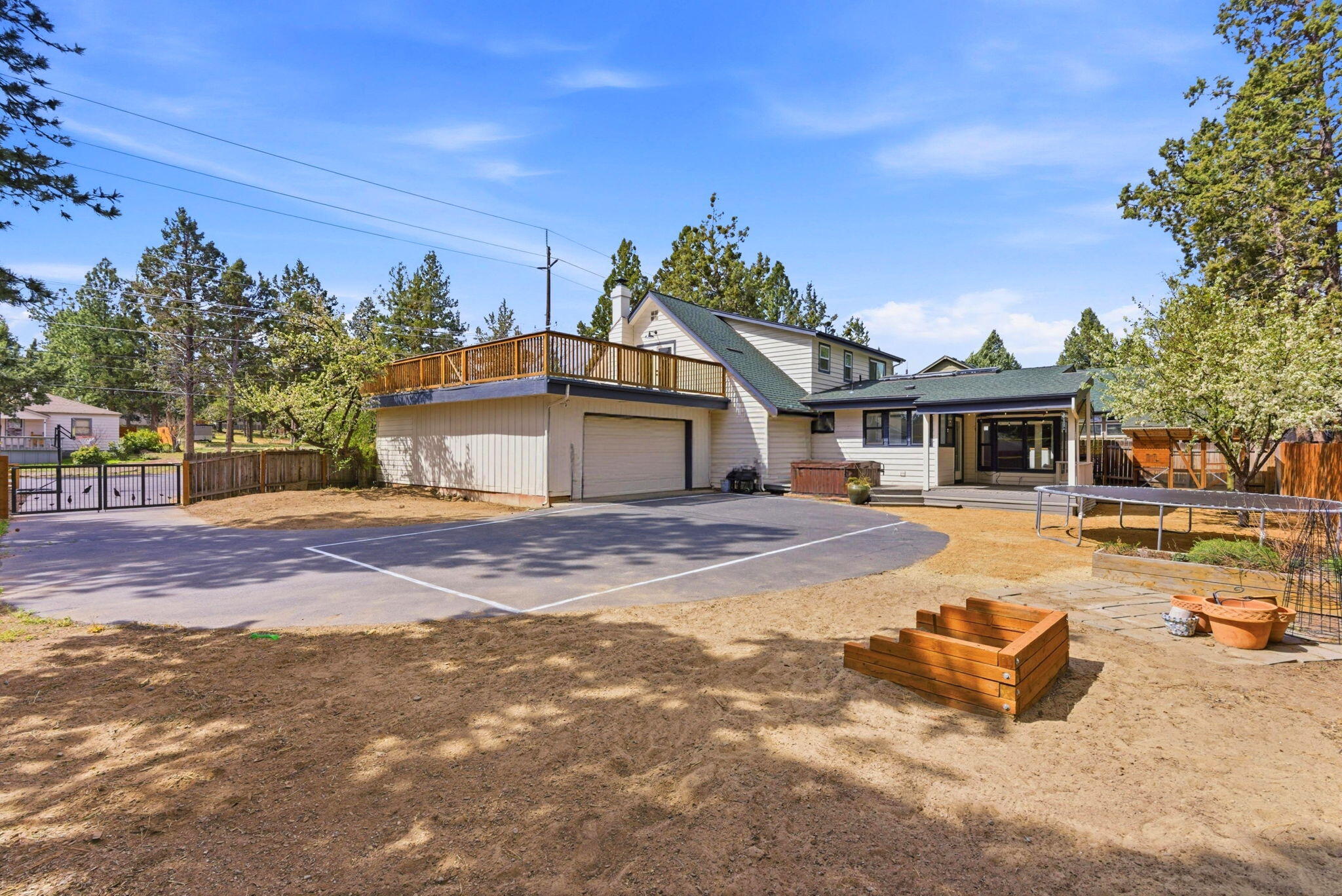 144 Southwest Cleveland Avenue Bend, OR 97702 - Photo 43 of 62 Gallery Image 43