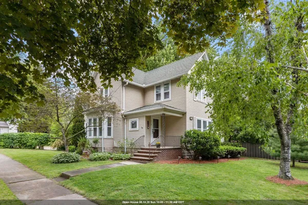 $329,900 | 719 South State Street, Appleton, WI 54911