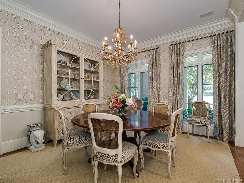 1924 Cortelyou Road Charlotte, NC 28211 - Photo 4 of 24 Gallery Image 4