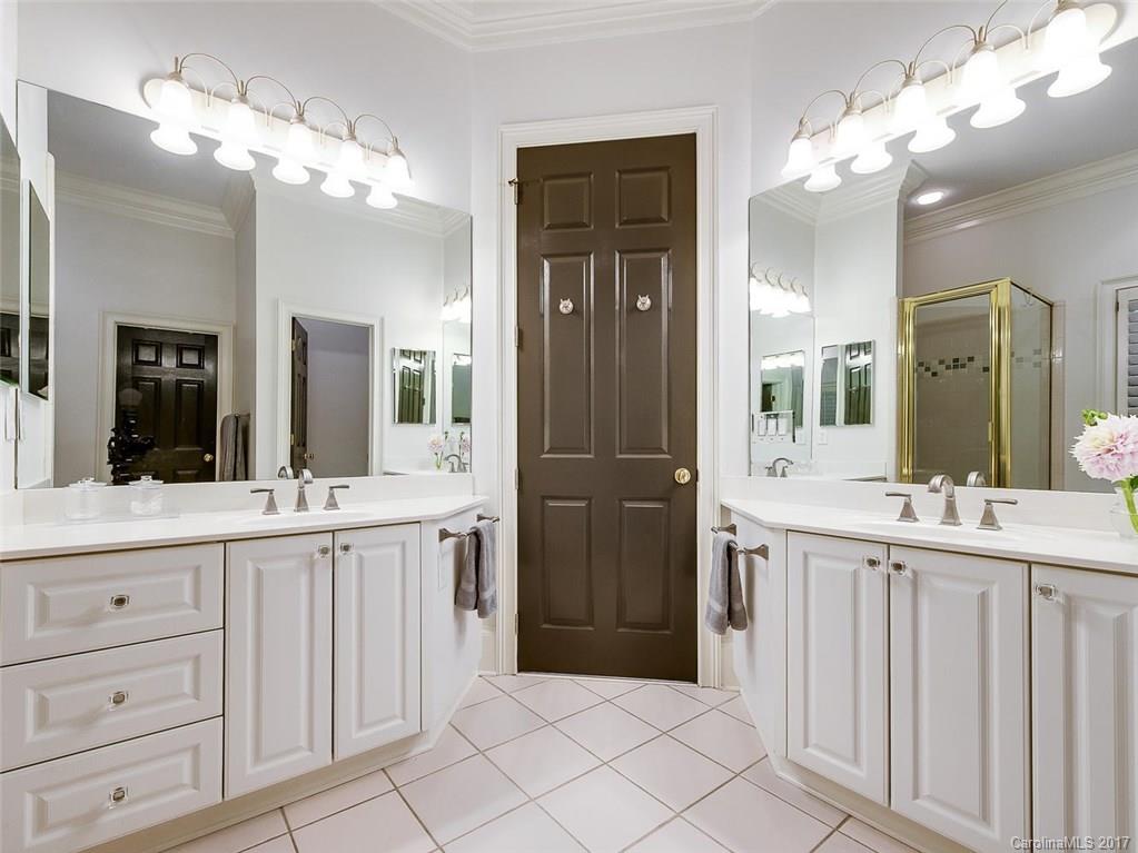 1924 Cortelyou Road Charlotte, NC 28211 - Photo 8 of 24 Gallery Image 8