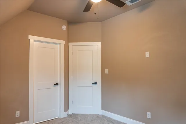 $465,000 | 124 Hickory Village Mills, Village Mills, TX 77663