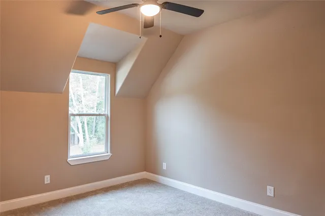 $465,000 | 124 Hickory Village Mills, Village Mills, TX 77663