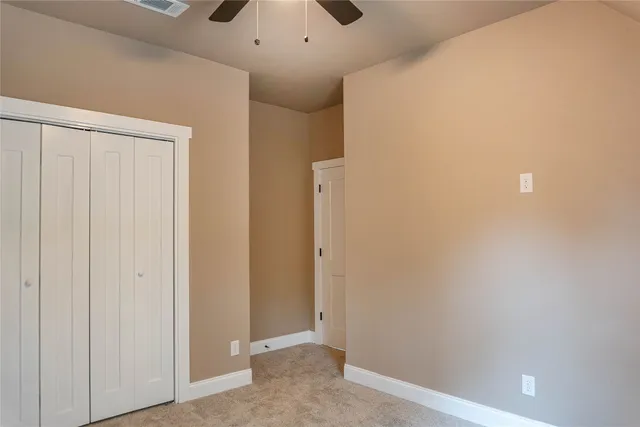 $465,000 | 124 Hickory Village Mills, Village Mills, TX 77663