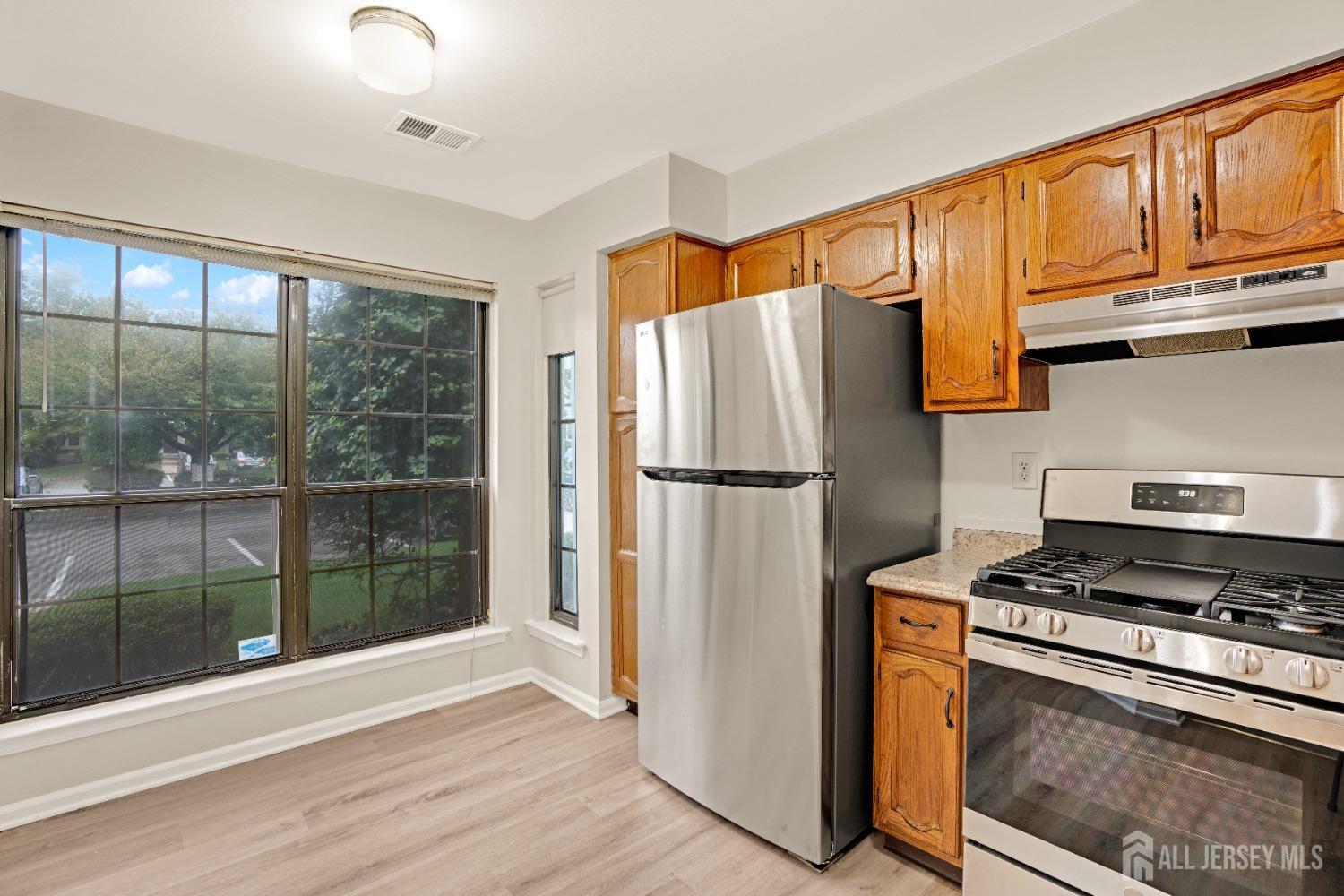 1503 Maplecrest Road Edison, NJ 08820 - Photo 7 of 23