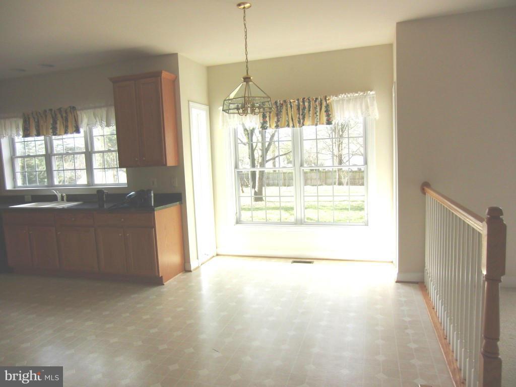 8428 Leaf Road Alexandria, VA 22309 - Photo 7 of 24 Interior (General)