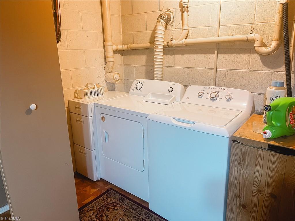146 South Bridgewater Road Mount Airy, NC 27030 - Photo 27 of 31