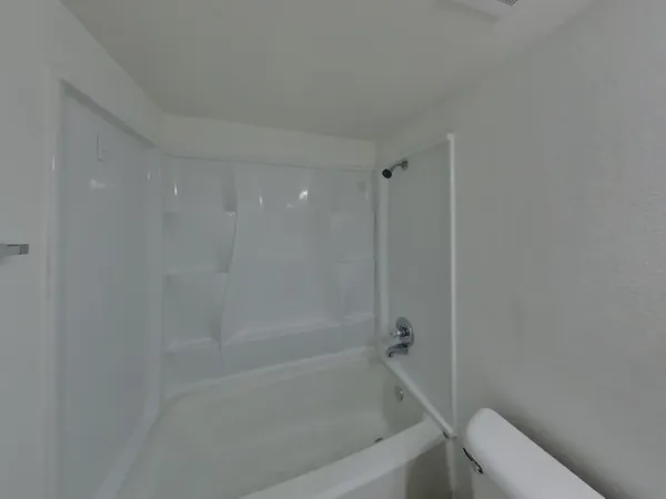 $1,649 | 14002 North 49th Avenue, Unit 1076, Glendale, AZ 85306