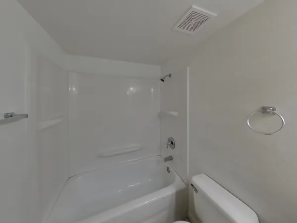 $1,649 | 14002 North 49th Avenue, Unit 1076, Glendale, AZ 85306